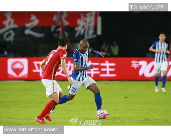 中国男篮红队迎战伊朗队CCTV直播精彩赛事全程回顾与分析