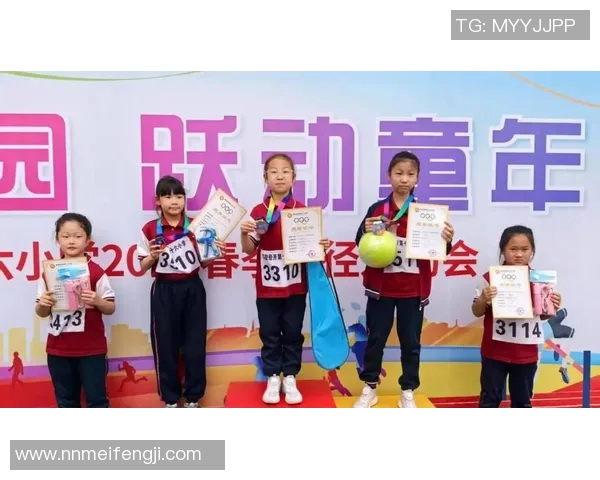 中国足球明星慷慨解囊捐款助力公益事业的感人故事